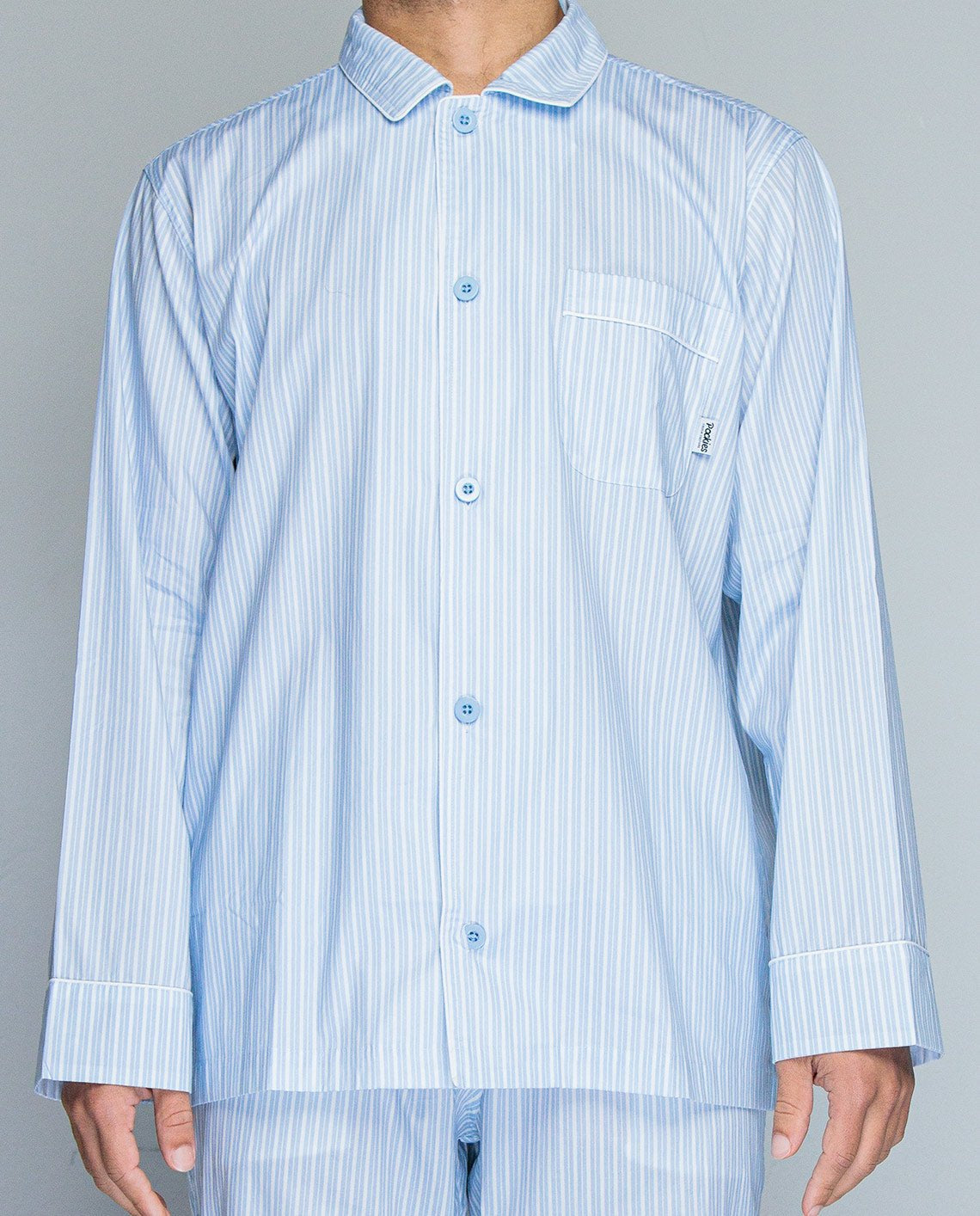 Onkie: 178CM/5'10 wearing size M.