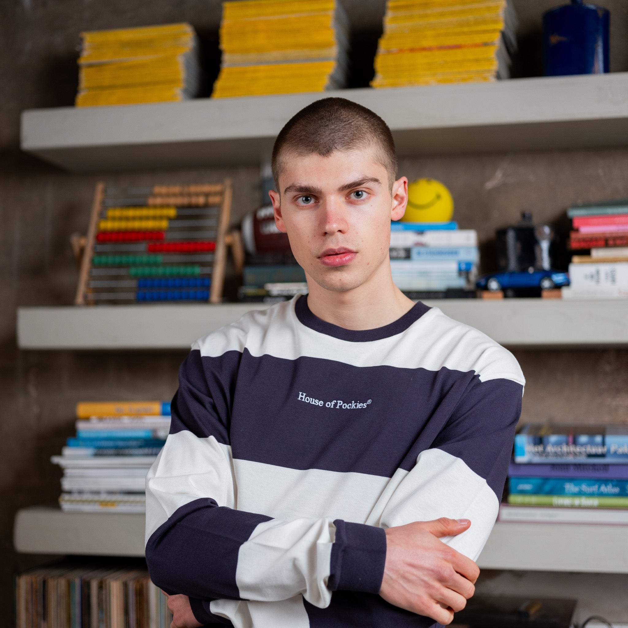 Stijn: 184CM/6'0 wearing size M.